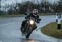 Top 5 Ban Motor Anti-Selip Terbaik untuk Musim Hujan!
